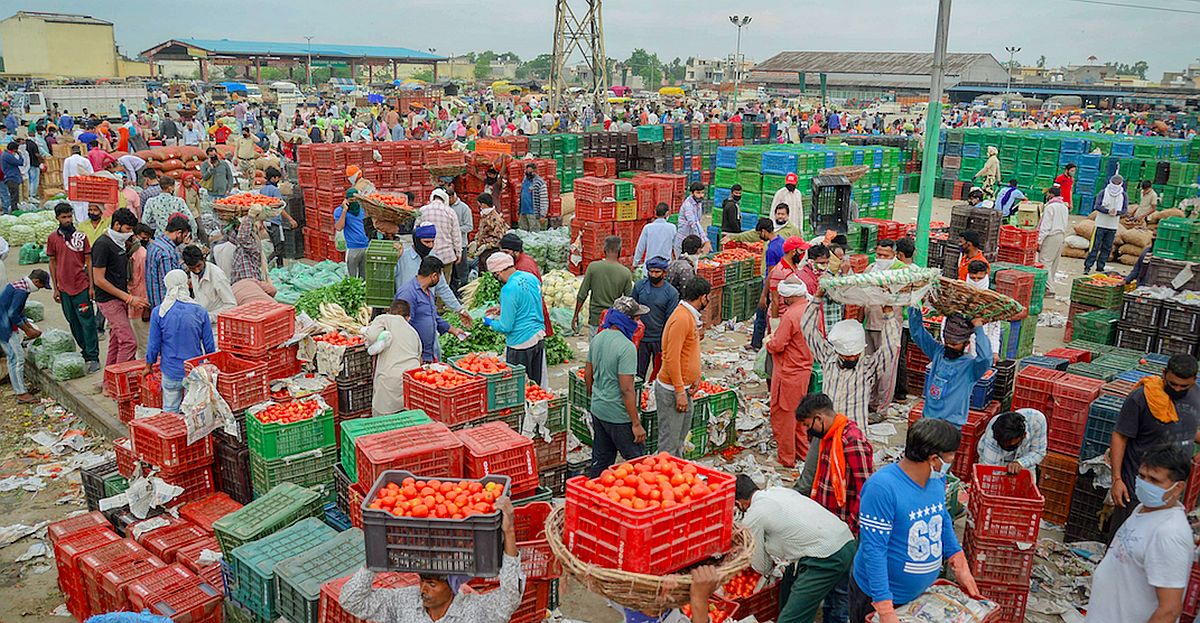 Difference between Consumer Price Index (CPI), Wholesale Price Index (WPI), and Production Price Index (PPI). 