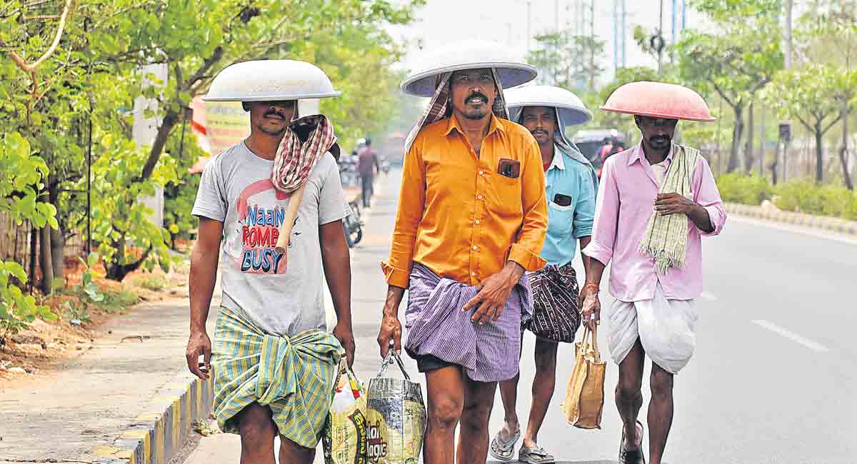 Extreme heat is coming, and here's how it can hurt India's economy